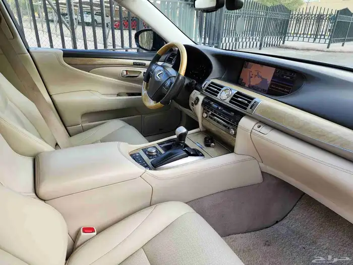 لكزس LS460L فل كامل قمة النظافة 2013 22
