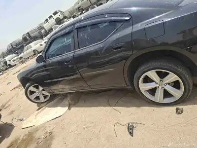 قطع غيار دوج شارجر موديل 2005 الي 2010 تشليح 3
