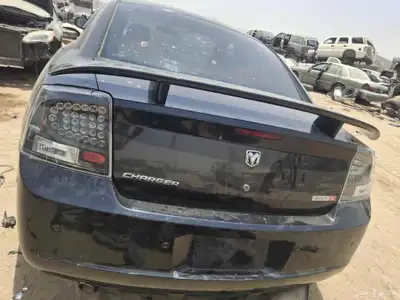 قطع غيار دوج شارجر موديل 2005 الي 2010 تشليح 2