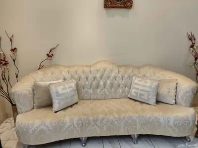 كنب تفصيل سكري اللون ممتاز للبيع 0