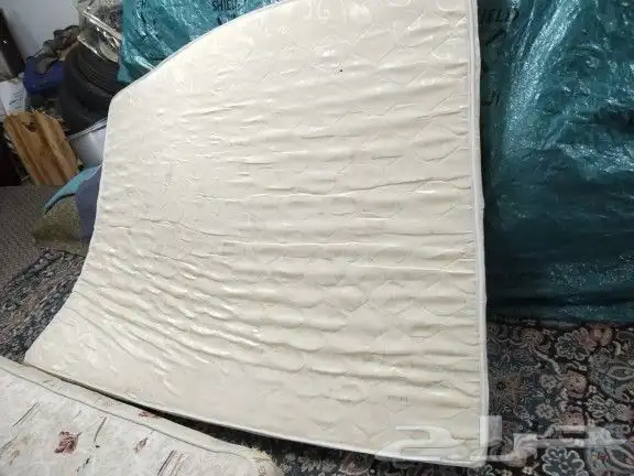 مرتبه سرير في حاله طيبه 0