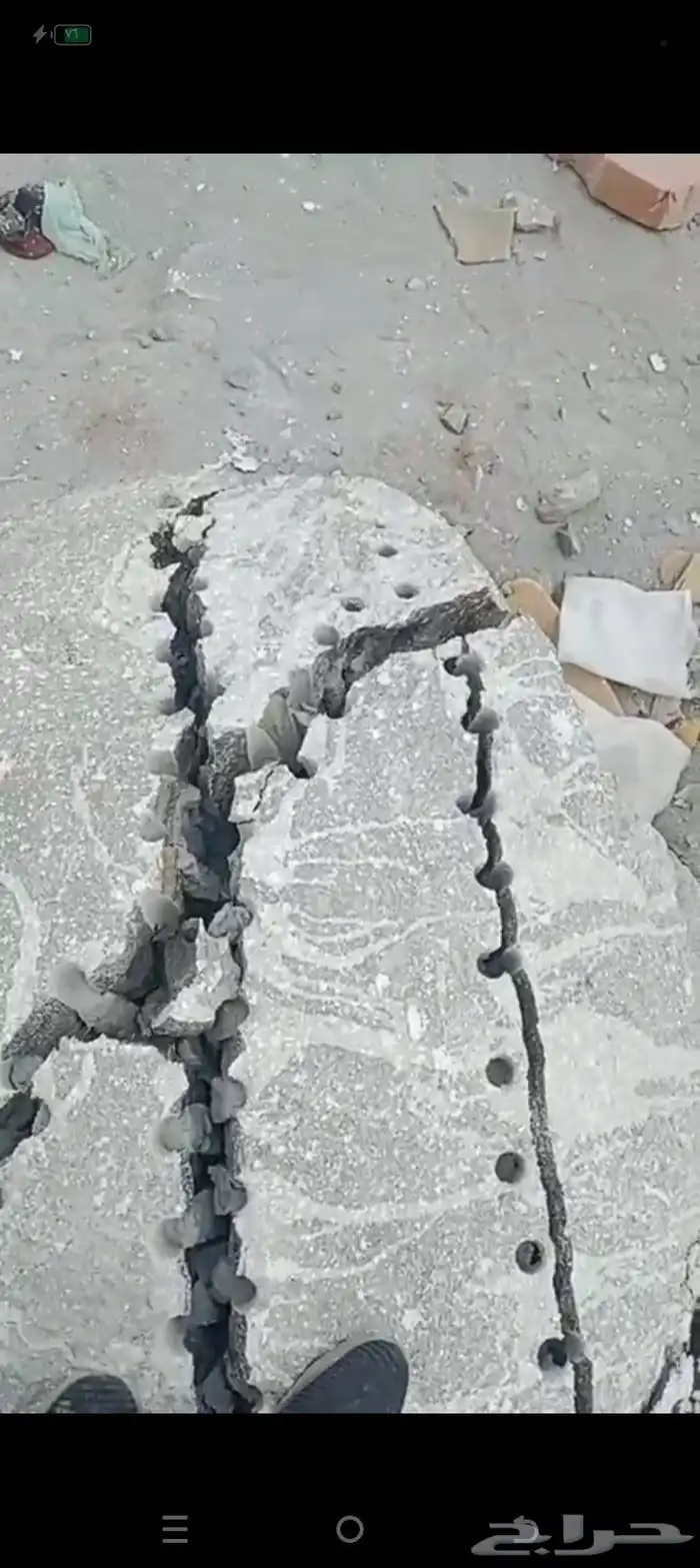 معلم تفتيت وتكسير الصخور وقص ارضي ومباني الحجر 0