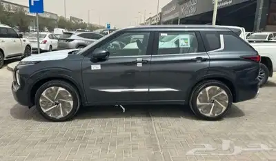 ميتسوبيتشي اوتولاندر فل كامل متاح اقساط 2025 13