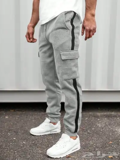 سروال رياضي مقاسات L.XL.XXL باسعار مناسبه متوفر شورت بحر 45