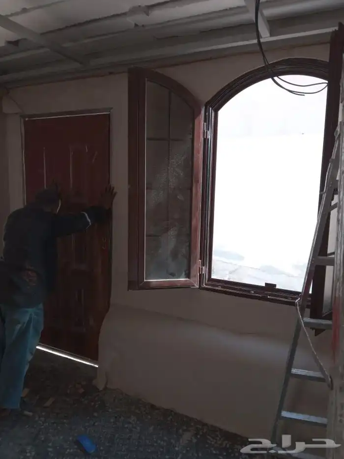 للبيع معدات مقاولات خرسانيه وسكن للمهندسين 6