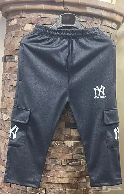 سروال رياضي مقاسات L.XL.XXL باسعار مناسبه متوفر شورت بحر 19
