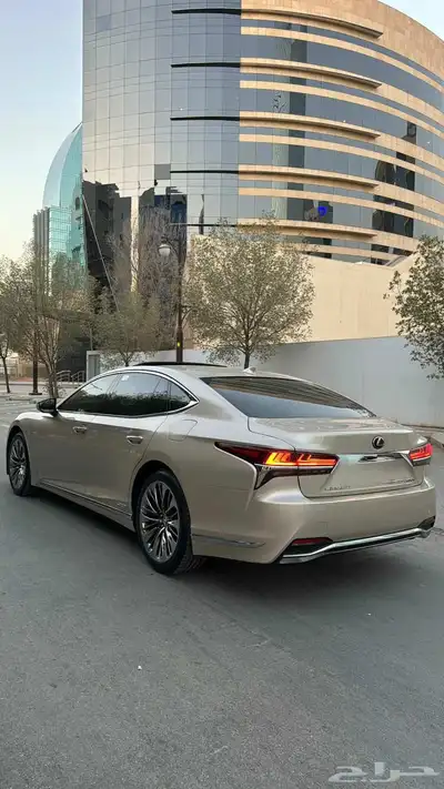 لكزس LS500h 2018 هايبرد 4