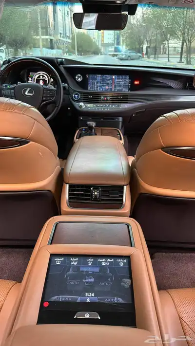 لكزس LS500h 2018 هايبرد 10