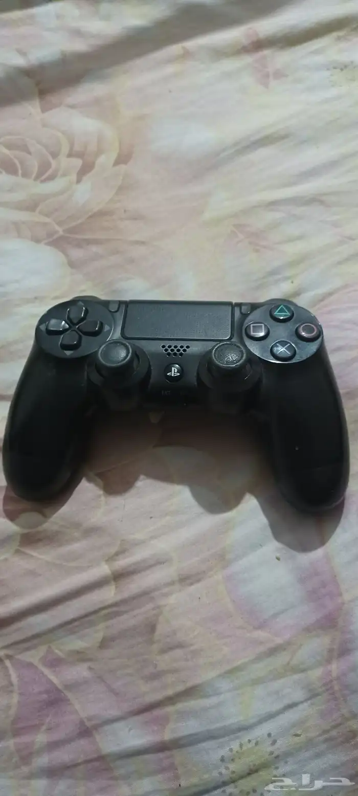 وحدة تحكم PS4 0