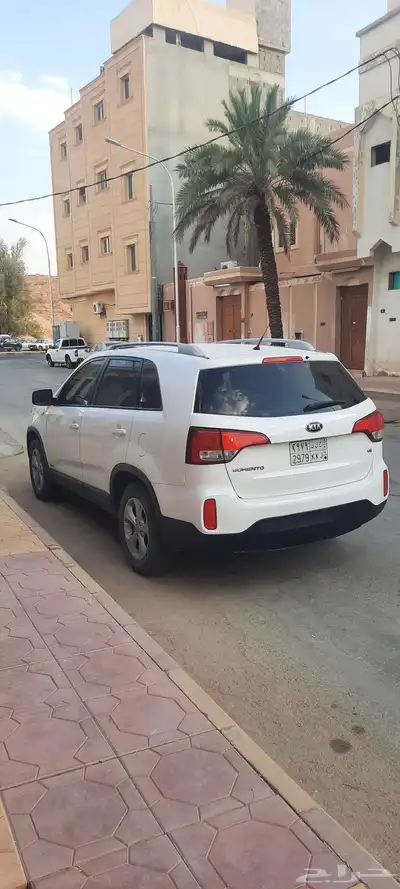 كيا سورنتو 2015 للبيع 2