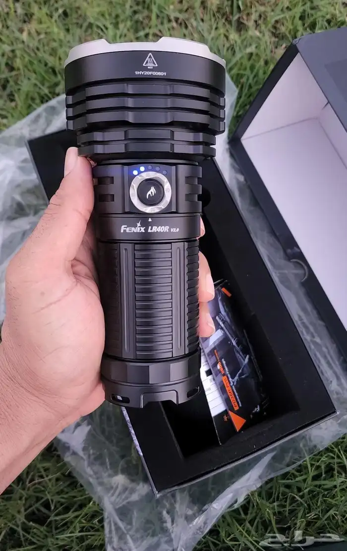 كشاف فينكس lr40r v2 جديد 0
