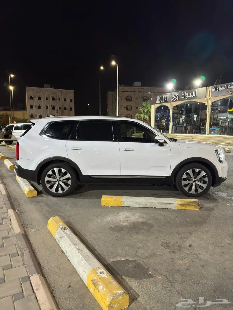 كيا تيلورايد 2022 فئة GLS (ممشى قليل) index