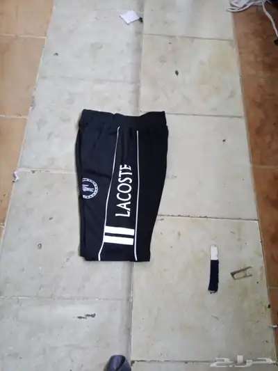 سروال رياضي مقاسات L.XL.XXL باسعار مناسبه متوفر شورت بحر 41