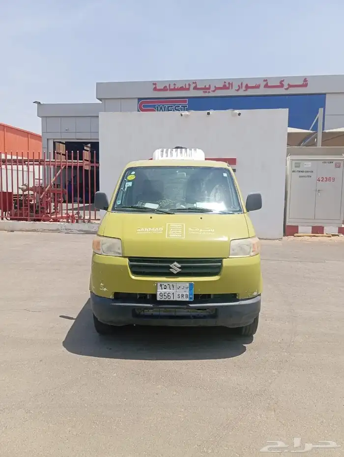 عمل عازل وتبريد لسياره دوكر صغيره 1