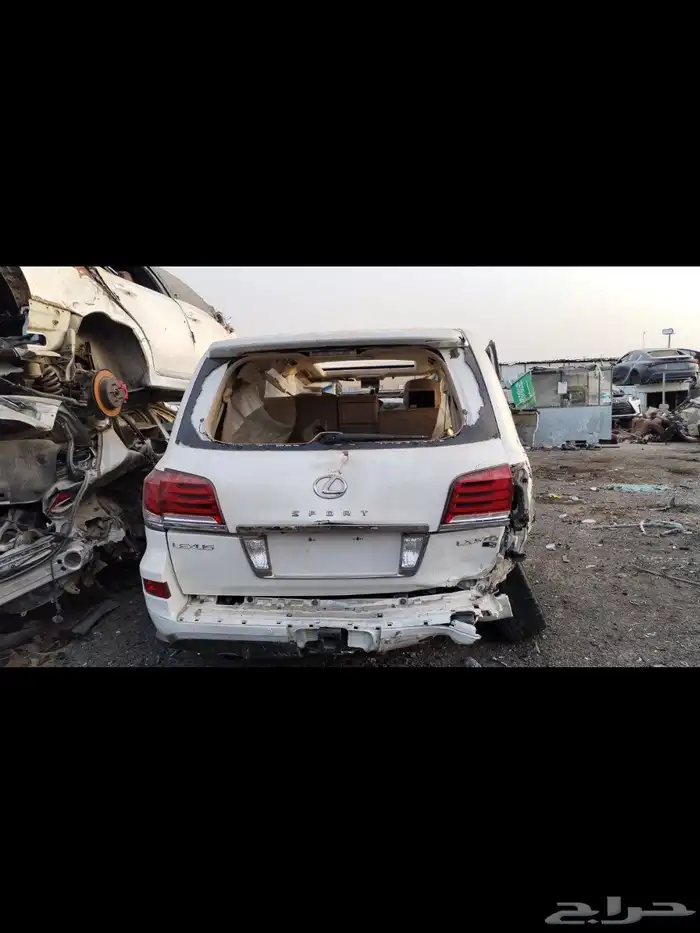 تشليح جيب لكزس ال اس 570 الموديل 2012 بيع قطع غيار فقط 0