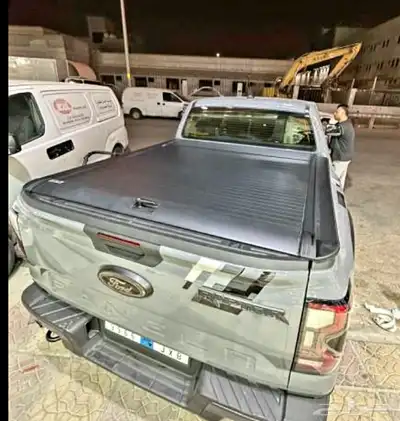 غطاء حوض سحاب فورد رنجر رابتر 2023 7