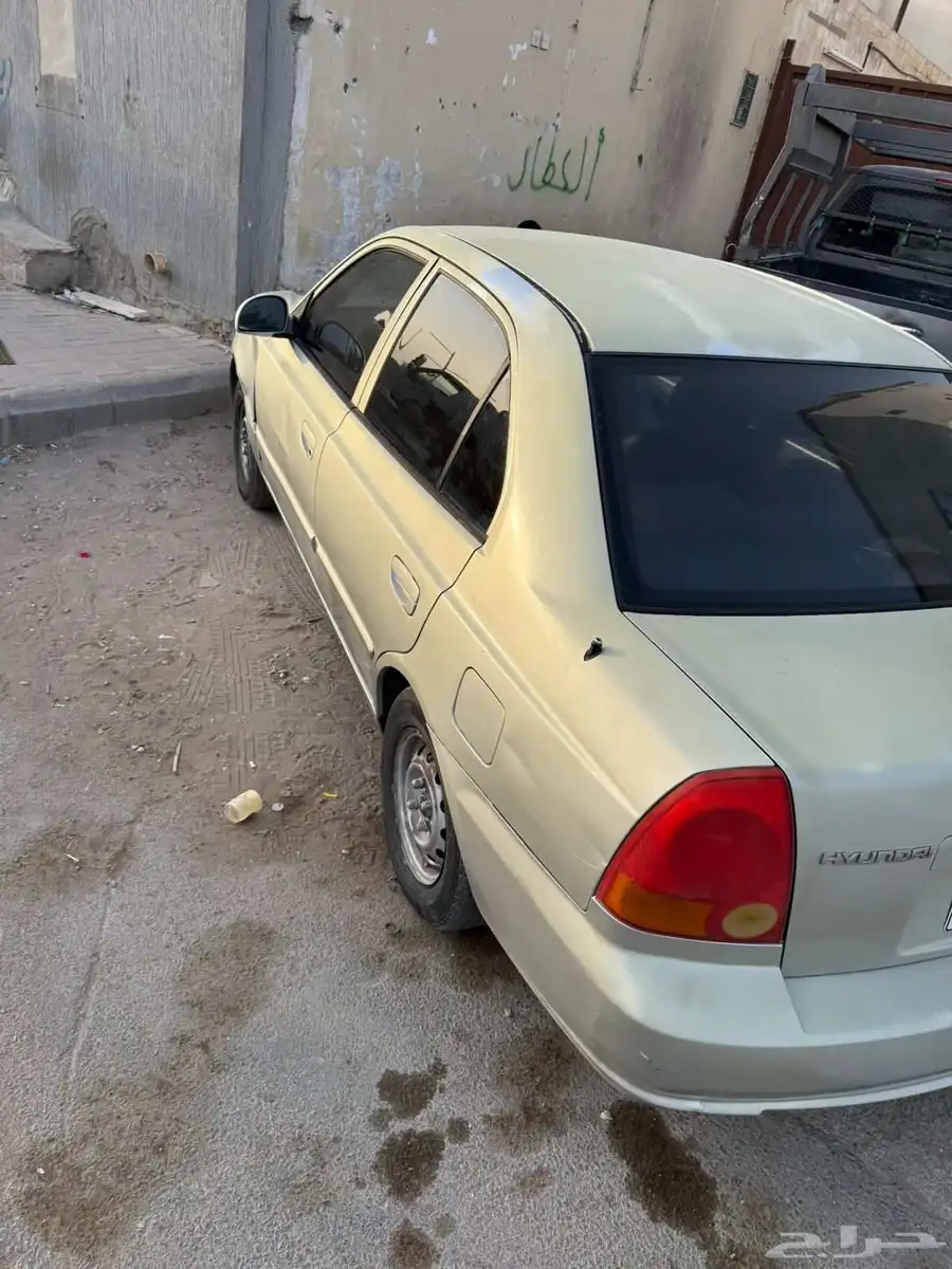 اكسنت 2004 2