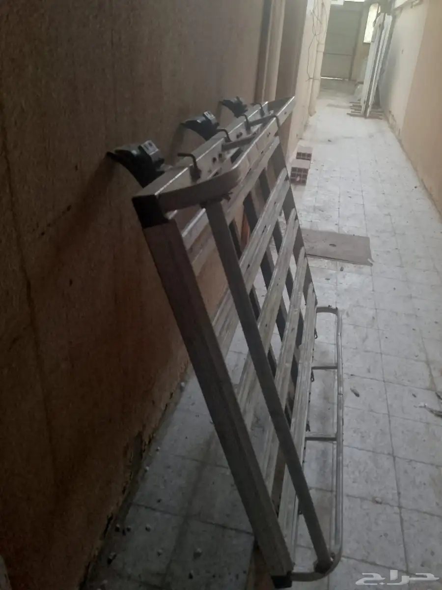 سلة عفش لاند كروزر اصليه 90 97 1
