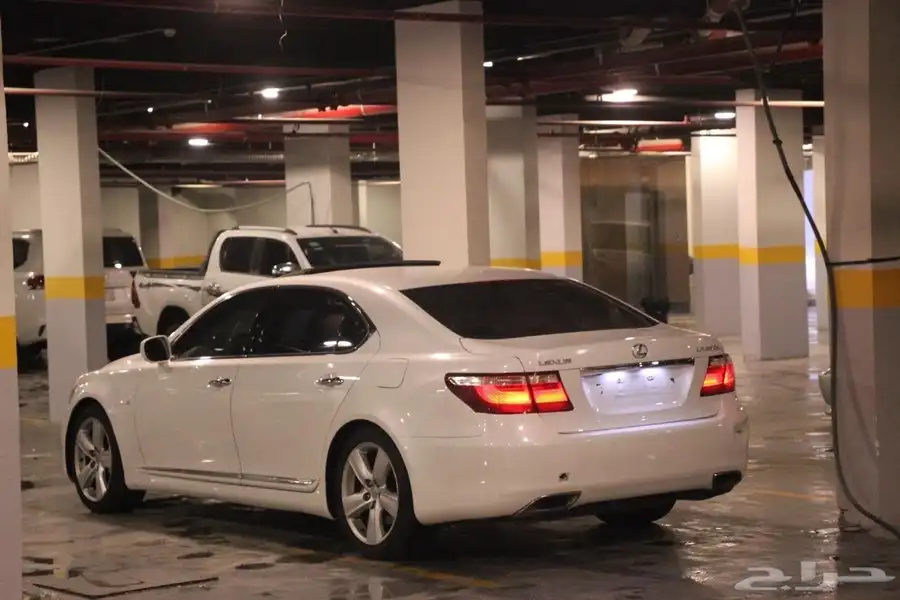 لكزس 460 LS 16