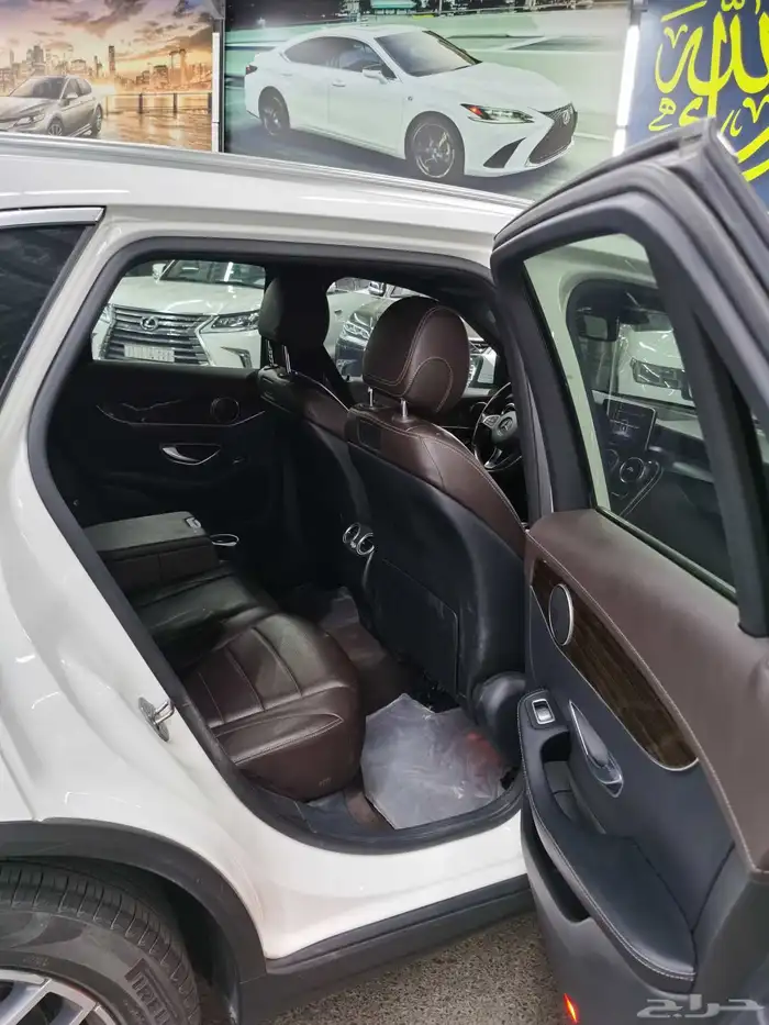 مرسيديس GLC250 الموديل 2018 14