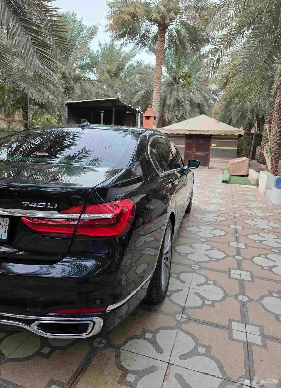 BMW 2016--740 10