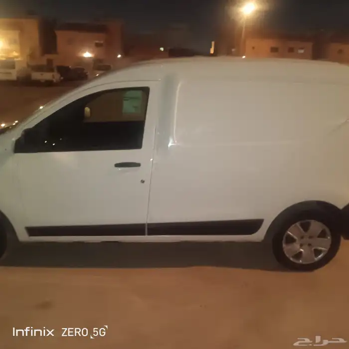 رينو دوكر فإن موديل 2020 5