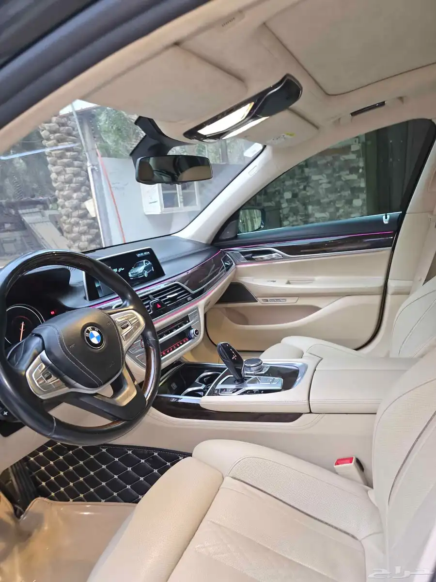 BMW 2016--740 6
