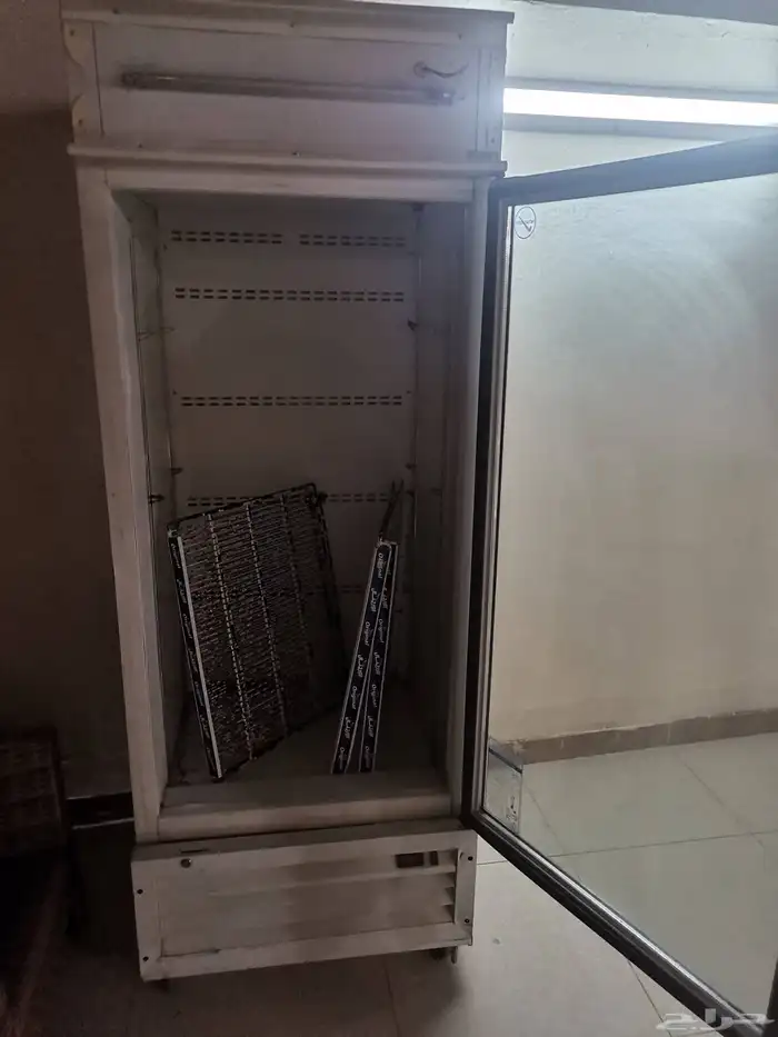 ثلاجة عرض باب واحد. للبيع 2