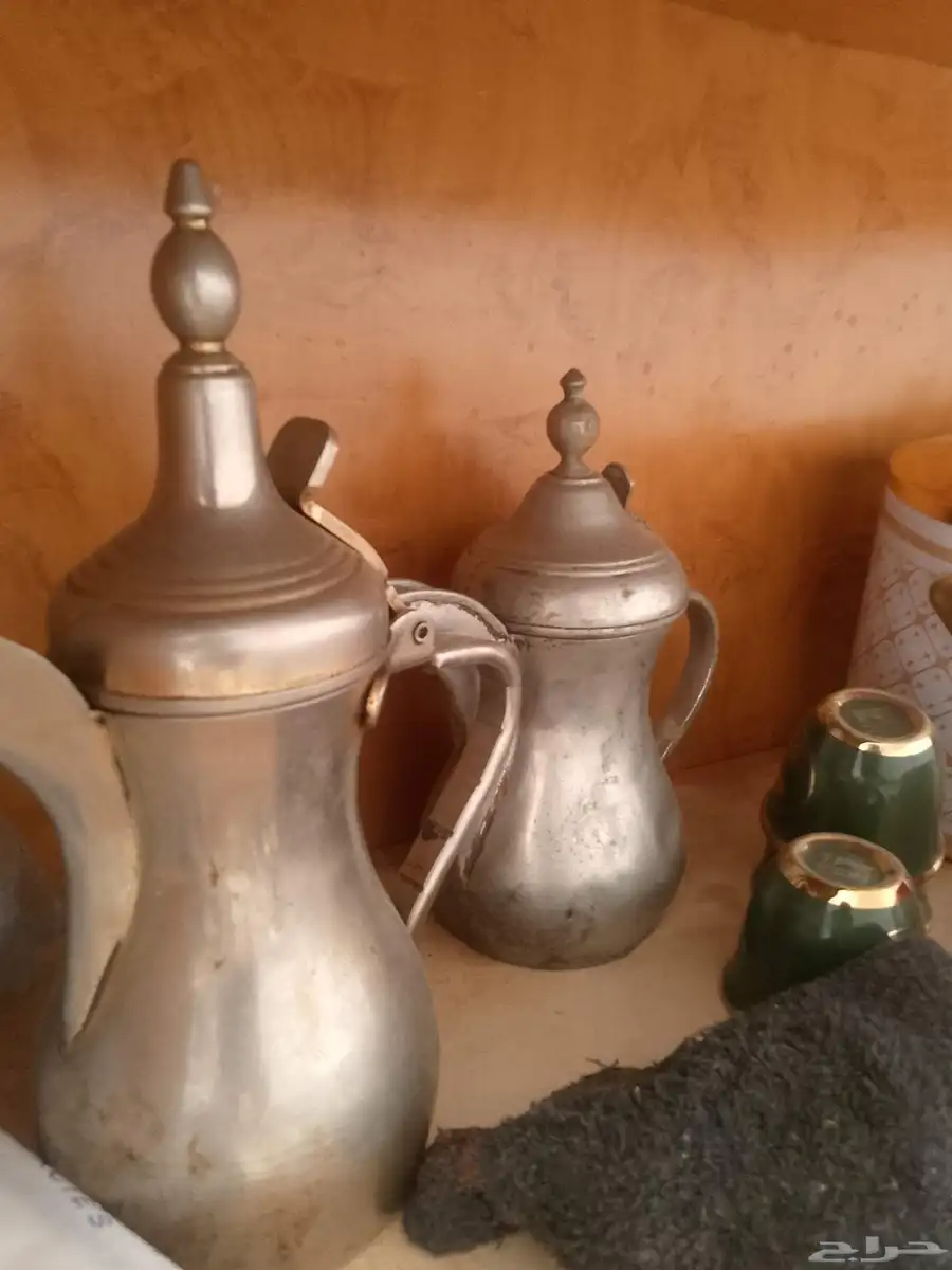 للبيع. دلآل..وجدور طبح. سوريات والسيف والرسلان العدد 4 18