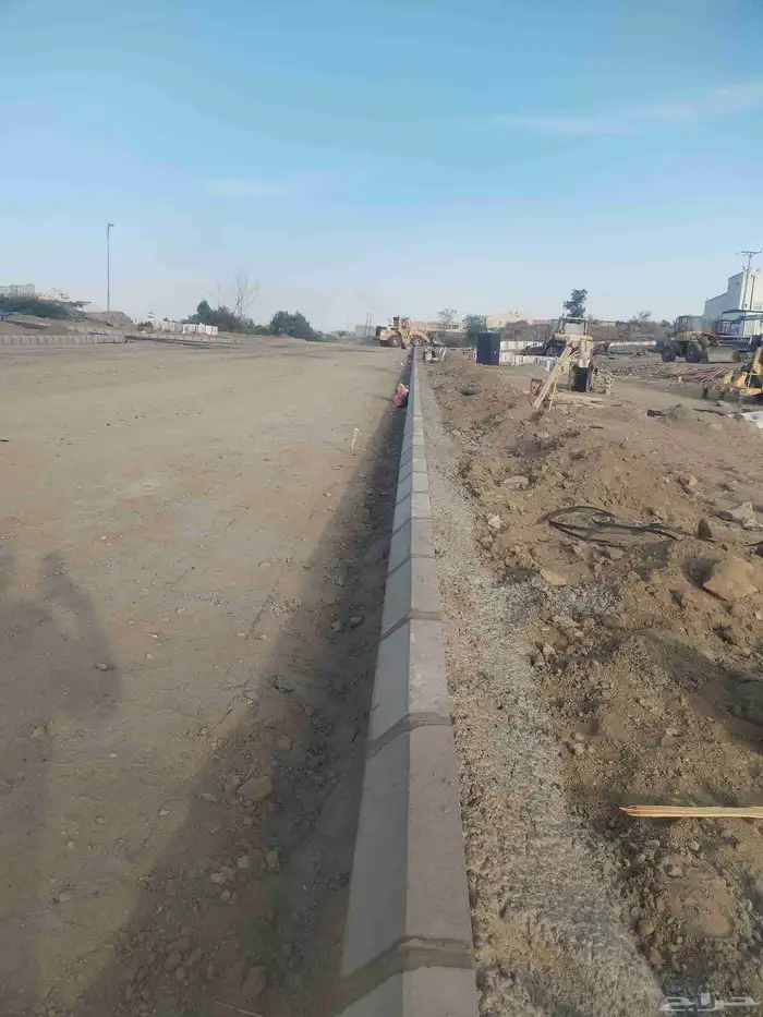 معلم انترالك وبندور بأقل 2