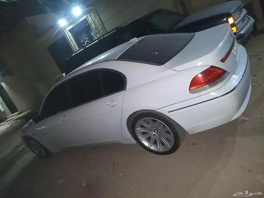 2004 bmw الفئة السابعة 0
