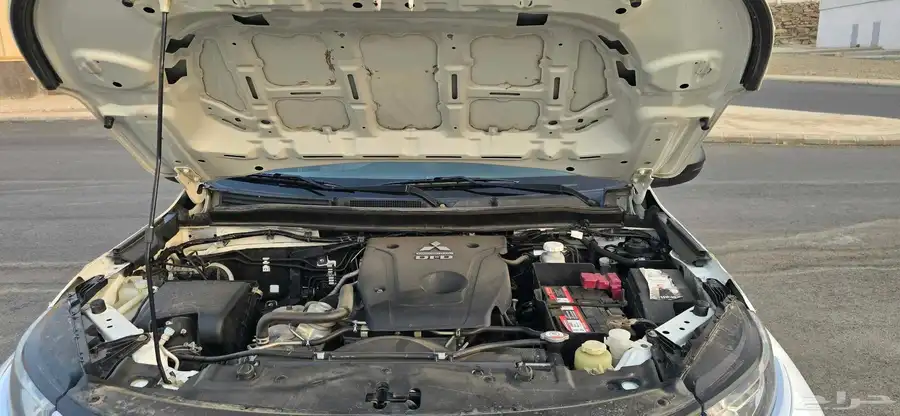 مستبيشي L200 7