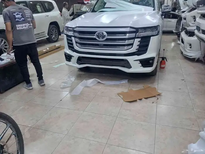 شمعات اماميه مع الاصطبات الخلفيه لاندكروزر 2022االى2025 4