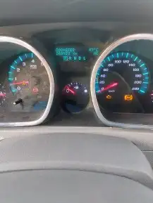 Chevrolet Traverse LT model 2012 9