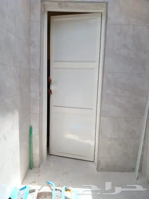 أبواب المينوم باب ليزر ابواب كلاعي ن  شباك حمام مضلات سواتر 1