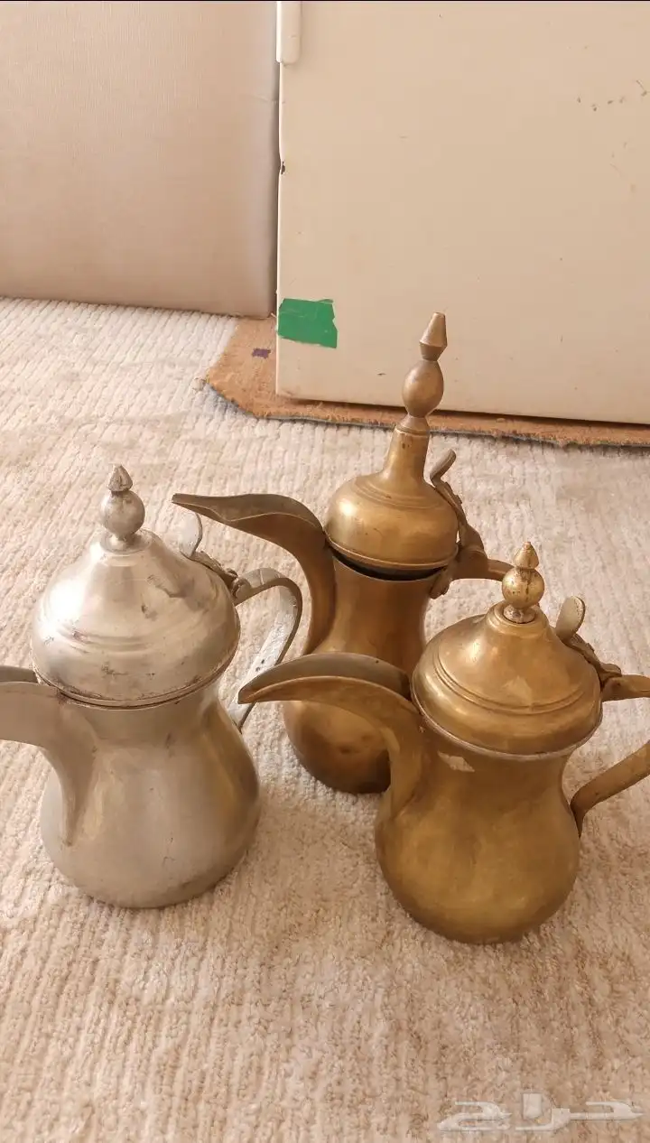 للبيع. دلآل..وجدور طبح. سوريات والسيف والرسلان العدد 4 10