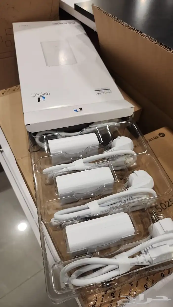 محول POE Adapter   موديل POE-24-12W-5P 0
