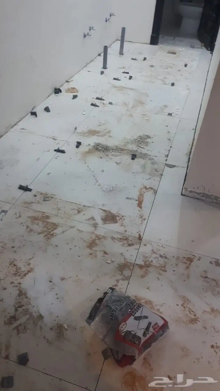 مبلط انور 0
