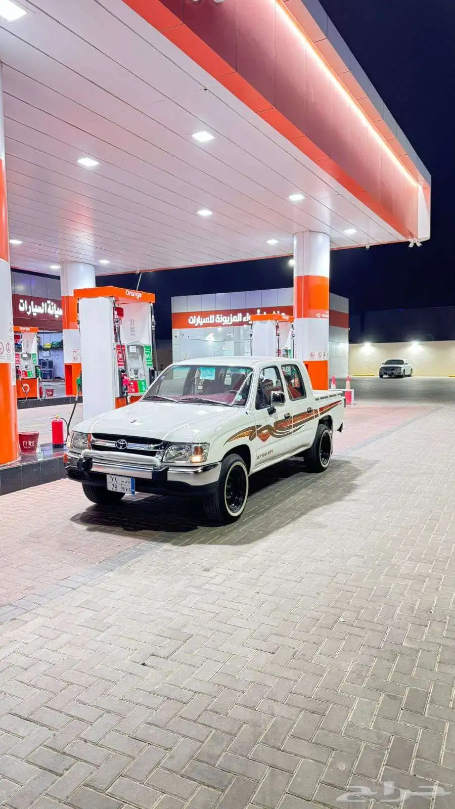 هايلكس 2003 11