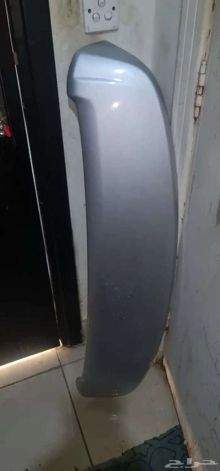 اغراض لاند كروزر حقت الوكالة جناح سقف وحناية للسفر للسقف 1