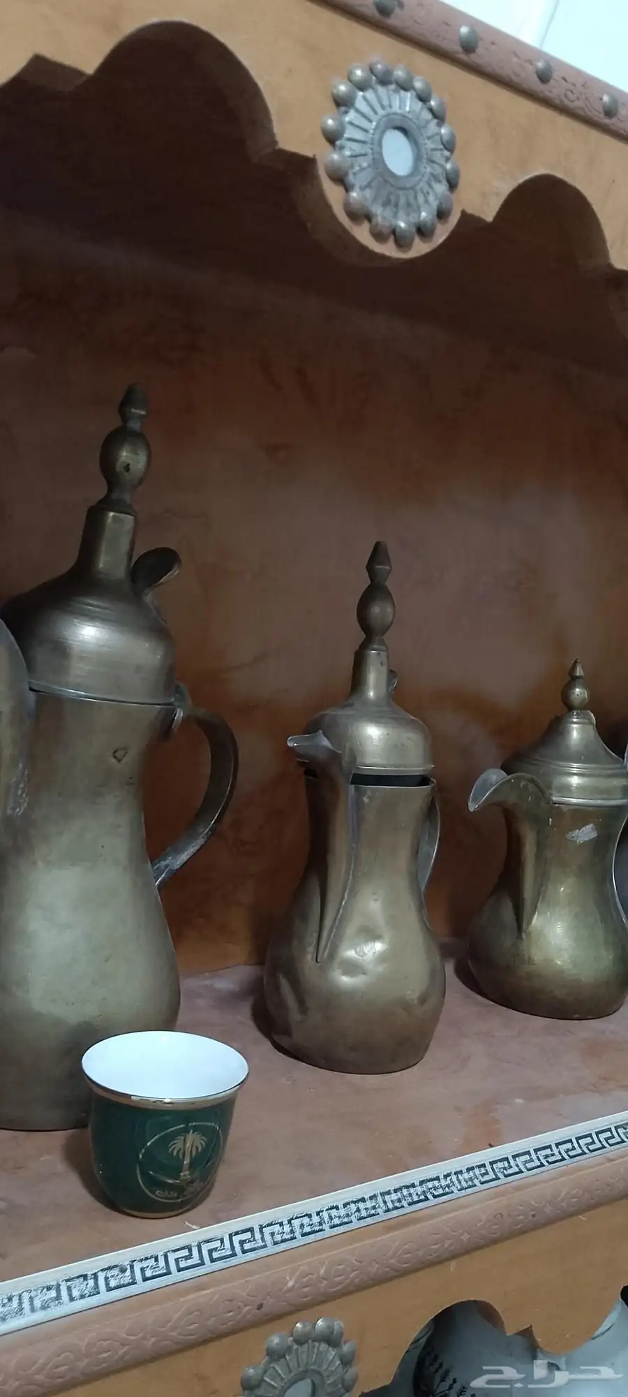 للبيع. دلآل..وجدور طبح. سوريات والسيف والرسلان العدد 4 7