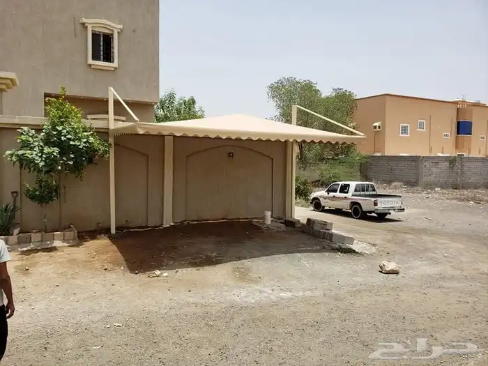 مضلات حلال مصلات مواقف سيارات 1