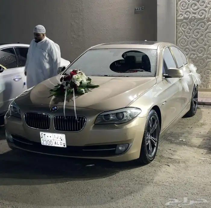 تشريع و تزيين سيارات العرسان في الموقع 12