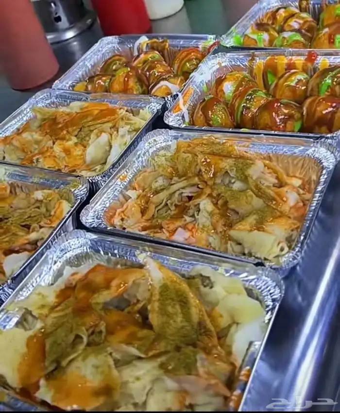 أكلات الشوارع والبسطات والمحلات 0