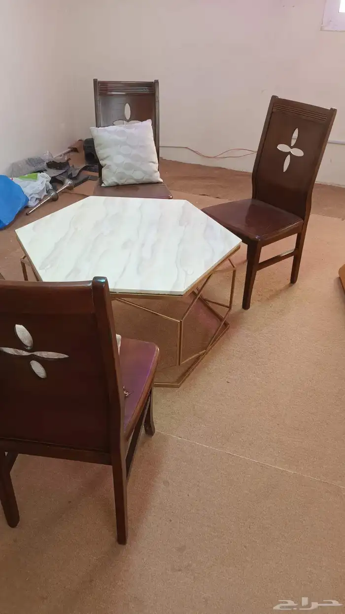اثاث بسبب السفر 7