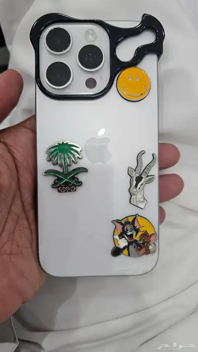 ايفون 16 برو 256 ابيض 2