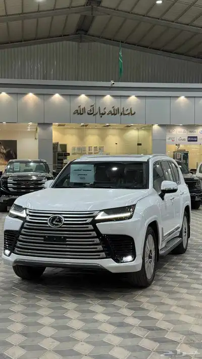 لكزس - LX600 BB - بريمي - 2025 3