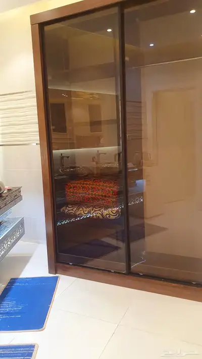 جناح تنفيذي ملكي خاص بجلسة كنب فاخر Vip 16