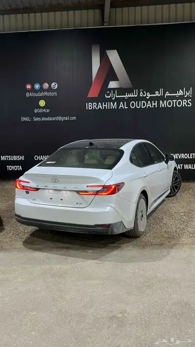 تويوتا كامري هايبرد 2025 1