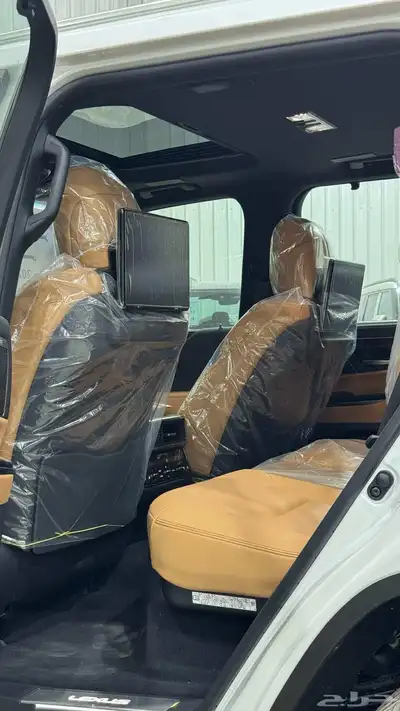 لكزس - LX600 BB - بريمي - 2025 17